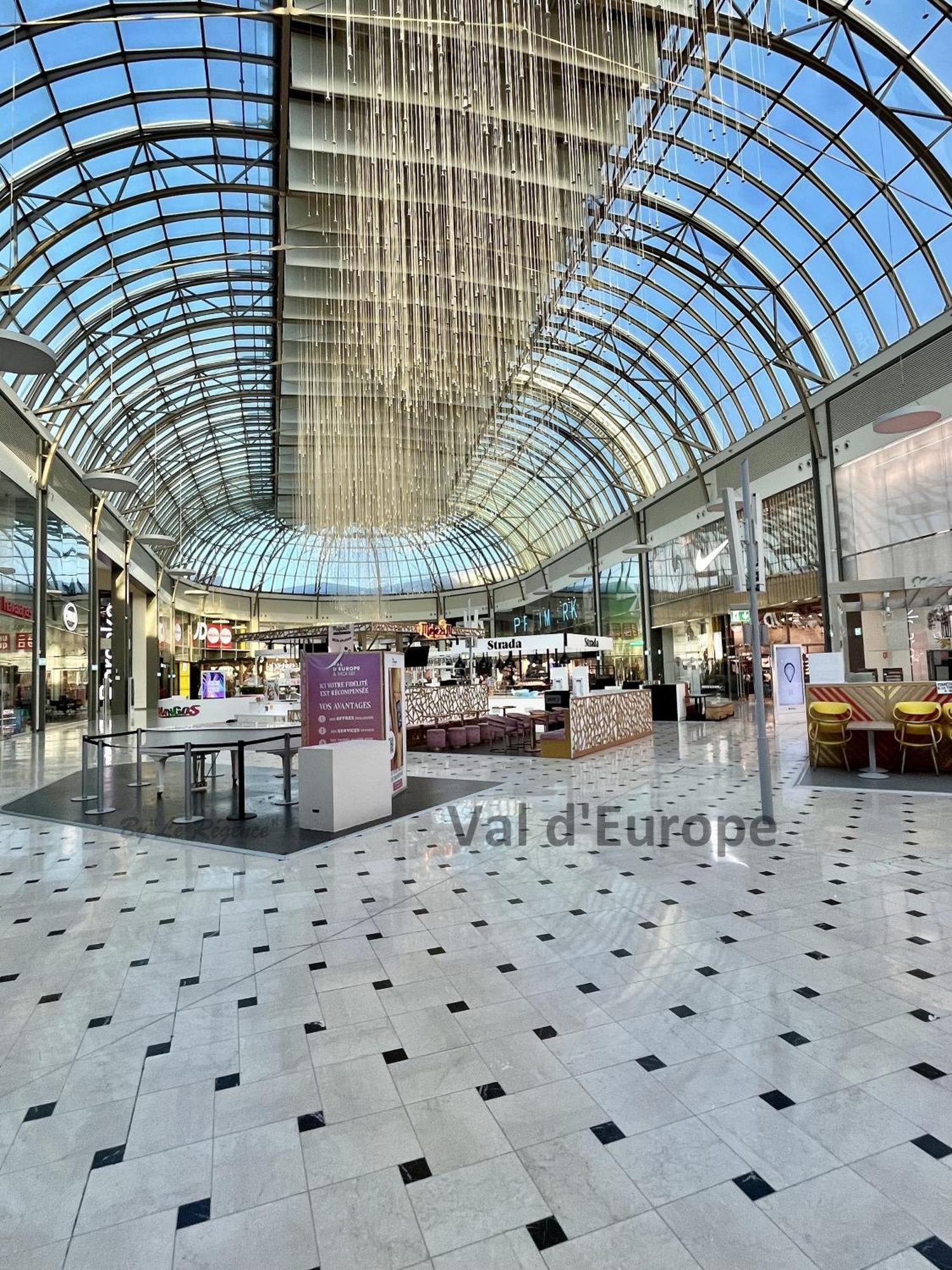 Le Regence, Terrasse, Serris Disney Экстерьер фото